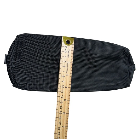 Tumi Ballistic Black Nylon Electronic Cord Travel Pouch Organizer Zip Closure - Picture 3 of 8